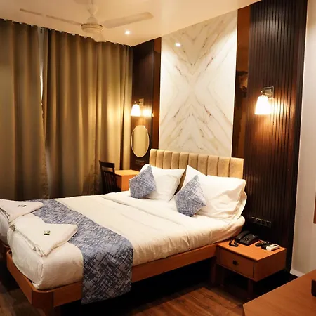 Hotel Padma Krishna Pune Exterior photo