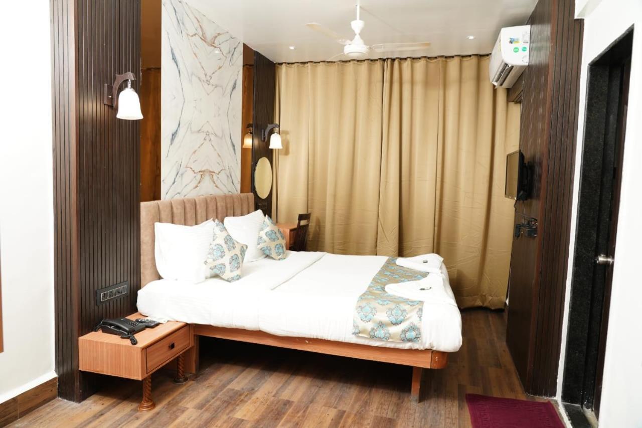 Apartment Padma Krishna Pune